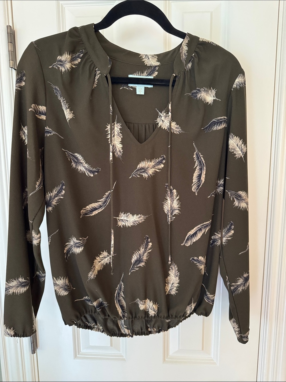 Veronica M Olive Feather-Print Tie-Neck Tunic